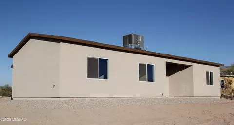 Exterior - 241 S Atlanta Pl, Vail, AZ 85641 photo 3 of 5