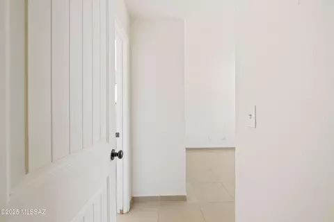 Entry Way - 700 E Bantam Rd, Tucson, AZ 85706 photo 1 of 1