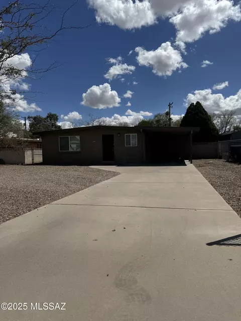 4432 El Sol Cir, Tucson, AZ 85711