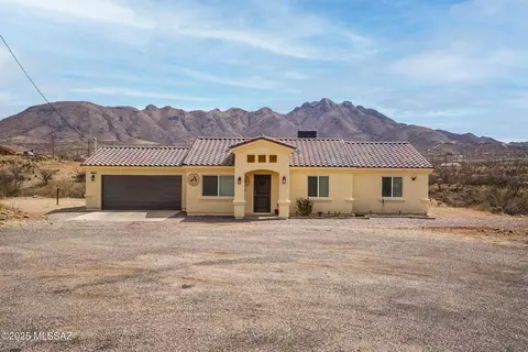 1715 Nieve Ct, Rio Rico, AZ 85648
