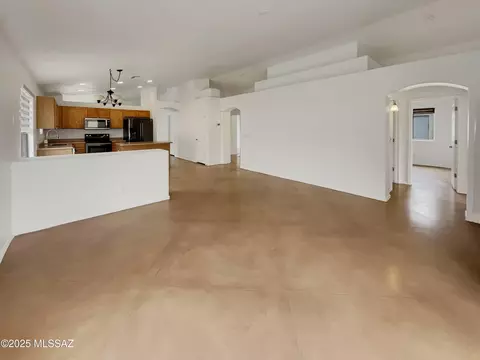 Living - 8429 S Burien Rd, Tucson, AZ 85747 photo 4 of 4