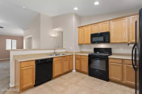 Kitchen - 5989 E Chaucers Dr, Tucson, AZ 85756 photo 3 of 3