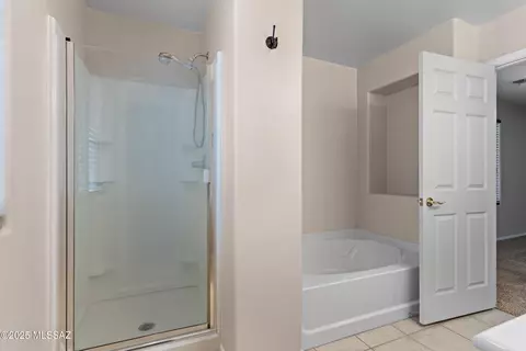 Bath - 5989 E Chaucers Dr, Tucson, AZ 85756 photo 2 of 2