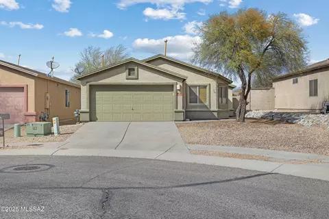 5989 E Chaucers Dr, Tucson, AZ 85756