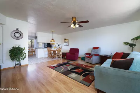 Living - 9521 E Myra Dr, Tucson, AZ 85730 photo 3 of 4