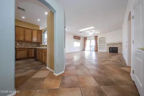 1268 S Desert Vista Dr, Tucson, AZ 85748