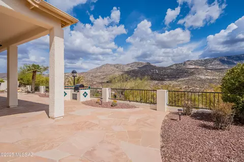38305 S Canada Del Oro Dr, Saddlebrooke, AZ 85739