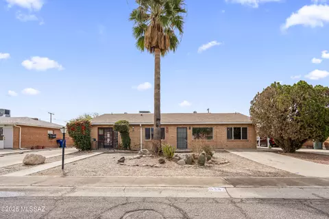 6582 E Broadway Blvd, Tucson, AZ 85710