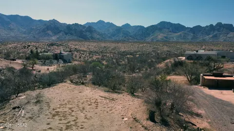 14310 N Bowman Rd, Tucson, AZ 85739