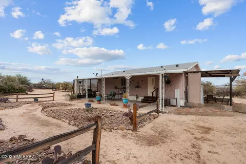 14432 W Dusty Desert Dr, Tucson, AZ 85736