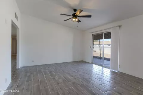 7617 E 38th St, Tucson, AZ 85730 photo 13