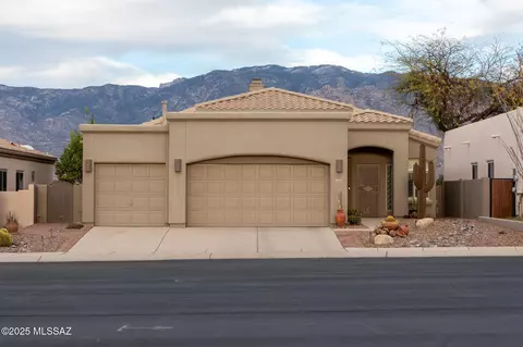 11892 N Labyrinth Dr, Tucson, AZ 85737