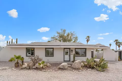 7910 N Thornydale Rd, Tucson, AZ 85741