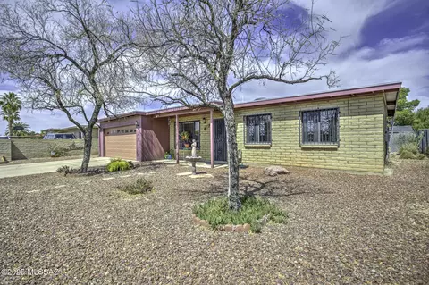 2225 E Canada St, Tucson, AZ 85706