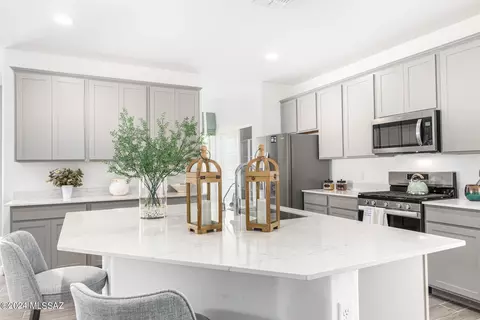 5447 W Summer Vw Dr, Marana, AZ 85658