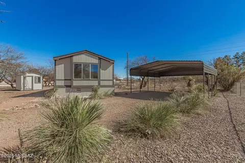 164 E Via Platino, Huachuca City, AZ 85616