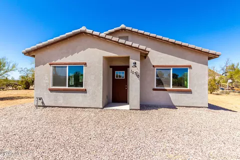 10710 W Mars Rd, Tucson, AZ 85743