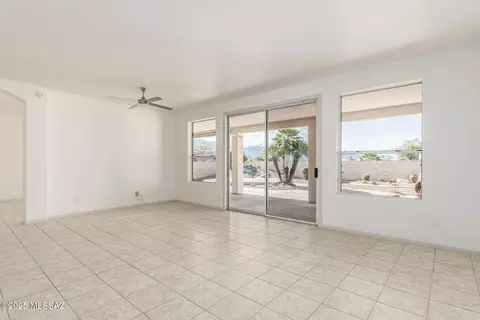 Living - 64685 E Drifter Dr, Saddlebrooke, AZ 85739 photo 3 of 9