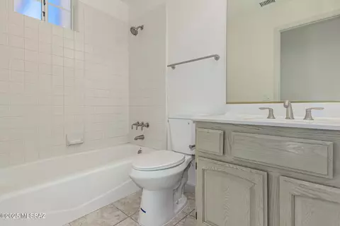 Bath - 64685 E Drifter Dr, Saddlebrooke, AZ 85739 photo 5 of 5