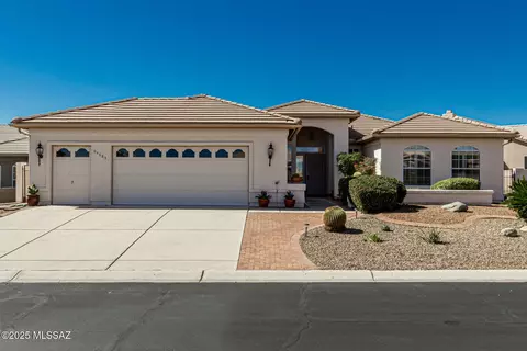 Exterior - 64685 E Drifter Dr, Saddlebrooke, AZ 85739 photo 3 of 7