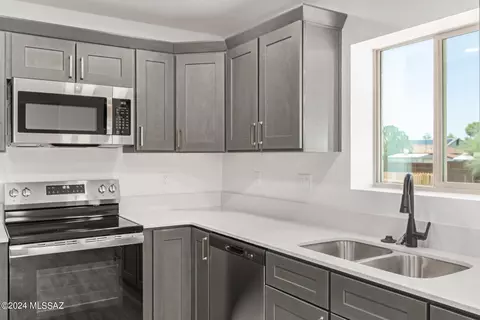 Kitchen - 3432 E Lee St, Tucson, AZ 85716 photo 2 of 5