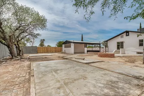 Exterior - 3432 E Lee St, Tucson, AZ 85716 photo 1 of 9