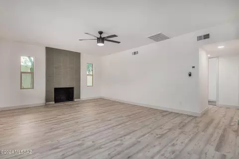Living - 3432 E Lee St, Tucson, AZ 85716 photo 3 of 5
