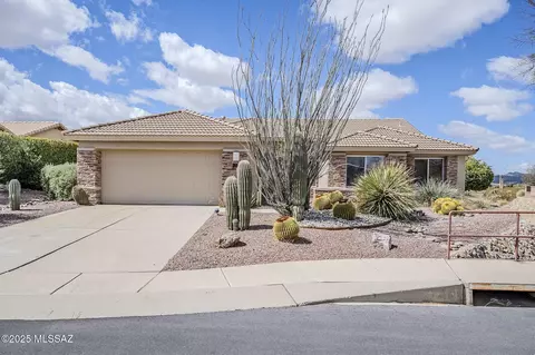 1521 N Goldeneye Way, Green Valley, AZ 85614