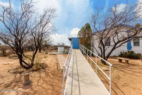 9450 S Van Dr, Tucson, AZ 85736