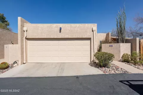 3655 N Forgeus Ave, Tucson, AZ 85716