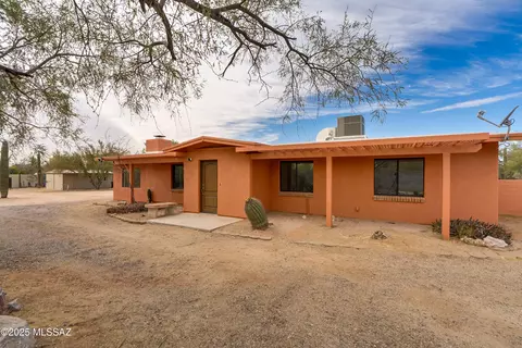 3053 W Lobo Rd, Tucson, AZ 85742