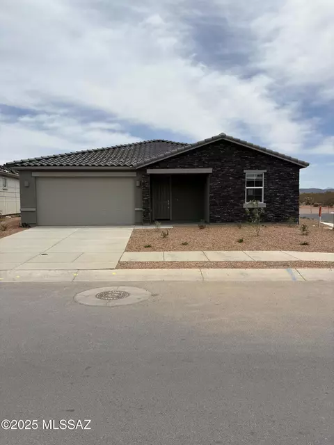 8357 S Charles Young Way, Vail, AZ 85641