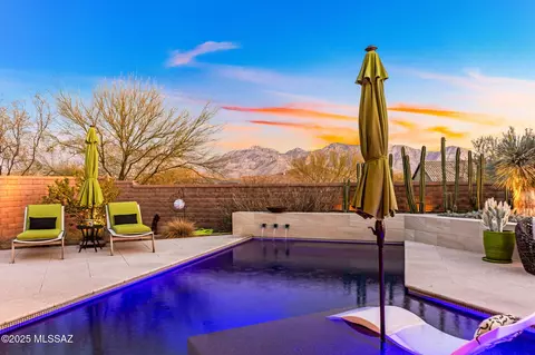 13598 N Palo Brea Way, Oro Valley, AZ 85755