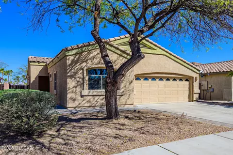 Exterior - 7177 E Alderberry St, Tucson, AZ 85756 photo 3 of 9