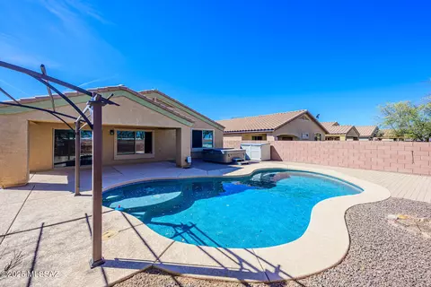 Exterior - 7177 E Alderberry St, Tucson, AZ 85756 photo 9 of 9