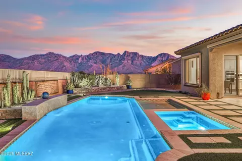 755 E Romsdalen Rd, Tucson, AZ 85755