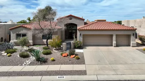 6609 N Shadow Run Dr, Tucson, AZ 85704