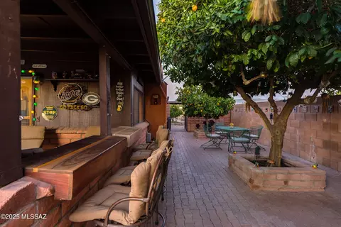 Exterior - 7618 E Logan Dr, Tucson, AZ 85730 photo 14 of 16