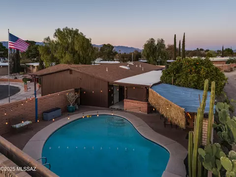 Exterior - 7618 E Logan Dr, Tucson, AZ 85730 photo 13 of 16