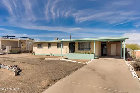 1610 S Via Elnora, Tucson, AZ 85713