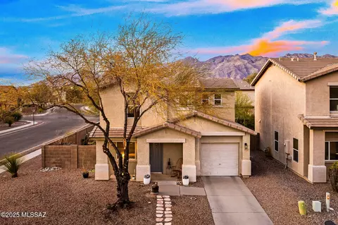 4255 E Babbling Brook Dr, Tucson, AZ 85712