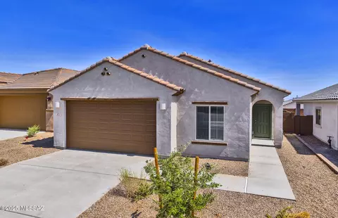 852 W Calle El Teclado, Sahuarita, AZ 85629