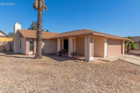 7434 N Shirley Ln, Tucson, AZ 85741