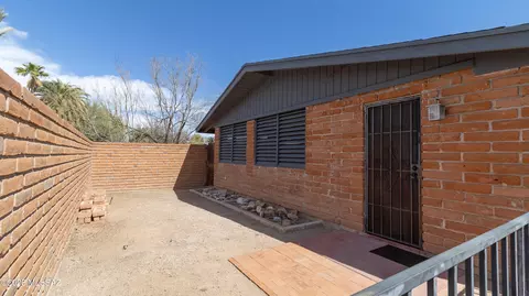 Exterior - 6202 E 17th St, Tucson, AZ 85711 photo 7 of 7