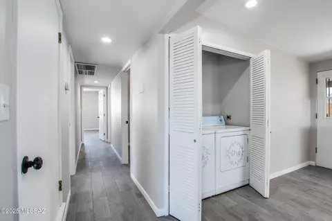 Entry Way - 8936 E Harborage Dr, Tucson, AZ 85710 photo 1 of 2