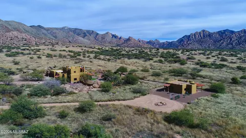 8060 E Diamondback Rd, Saint David, AZ 85630 photo 3