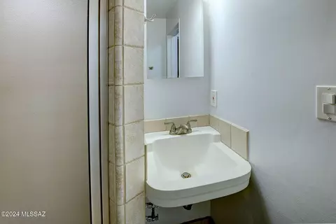 2249 E Hawthorne St, Tucson, AZ 85719 photo 19