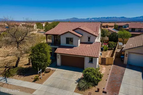 551 W Camino Sorpresa, Sahuarita, AZ 85629