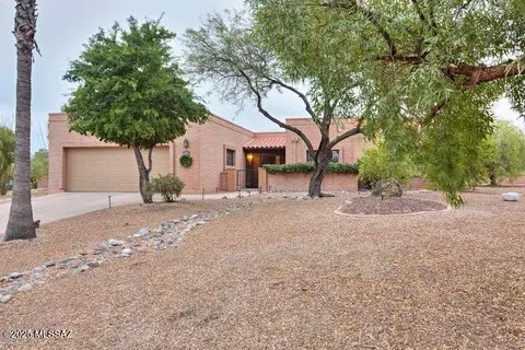 1855 W Camino Urbano, Green Valley, AZ 85622