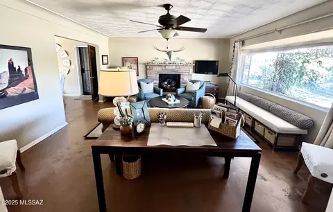 Living - 4432 E 7th St, Tucson, AZ 85711 photo 2 of 7